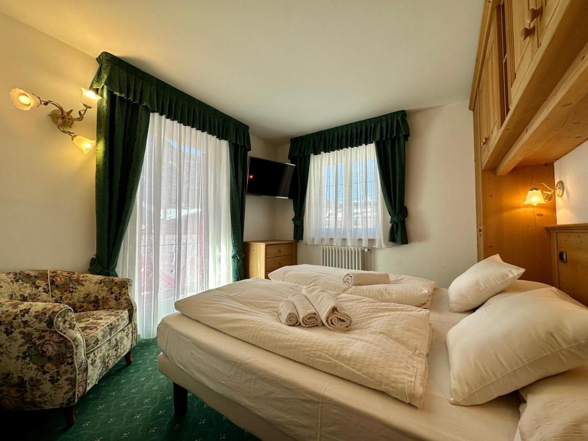 B&B Family Accommodation Canazei Bike Friendly Εξωτερικό φωτογραφία