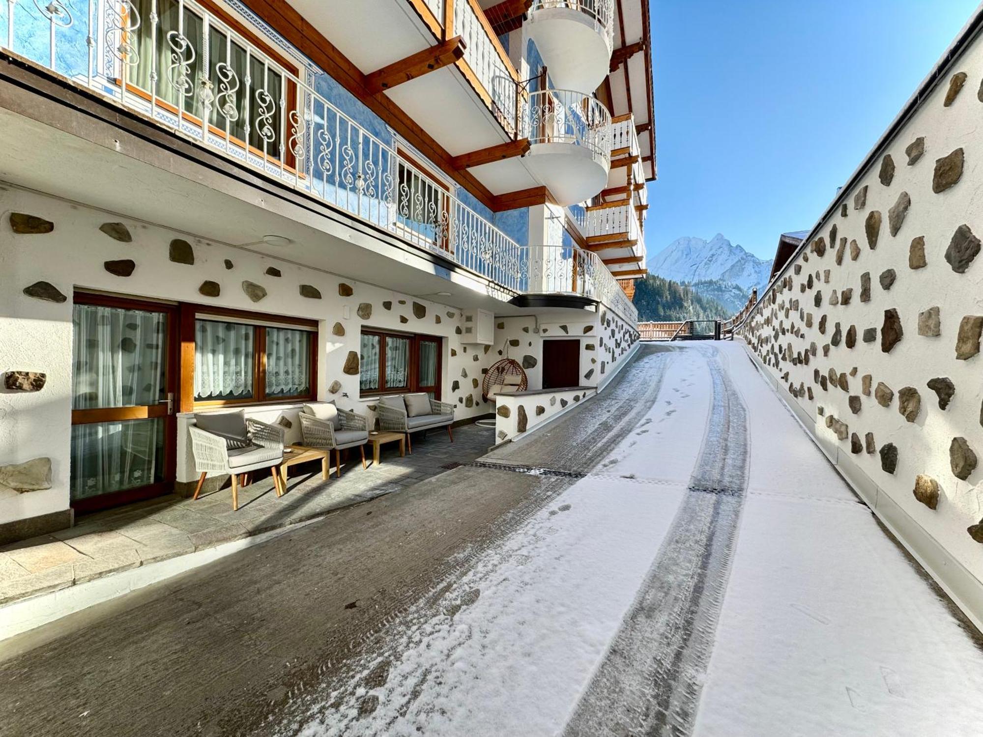 B&B Family Accommodation Canazei Bike Friendly Εξωτερικό φωτογραφία